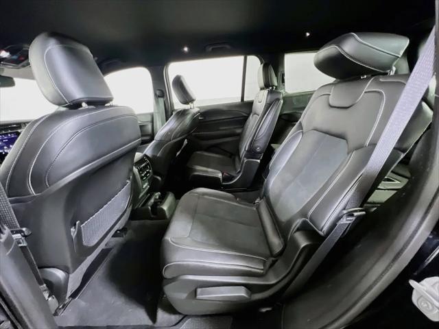 2023 Jeep Grand Cherokee L Altitude 4x4