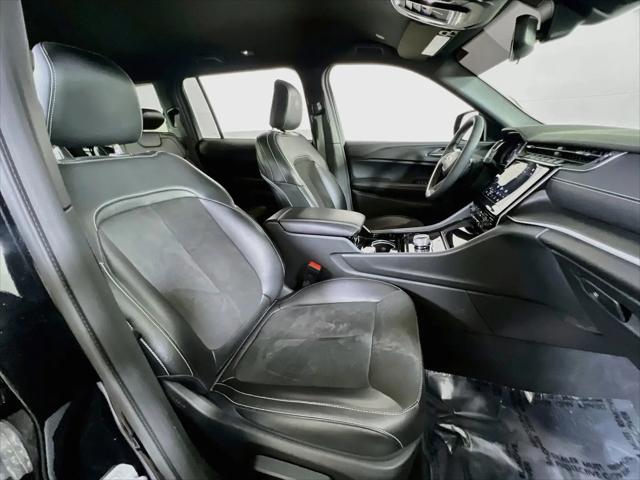 2023 Jeep Grand Cherokee L Altitude 4x4