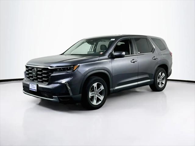 2023 Honda Pilot AWD EX-L 8 Passenger for sale in Williamstown, NJ