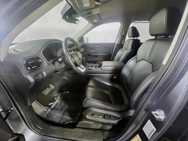 2023 Honda Pilot AWD EX-L 8 Passenger