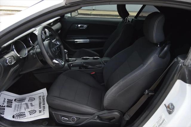 2016 Ford Mustang V6