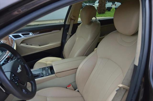 2016 Hyundai Genesis 3.8