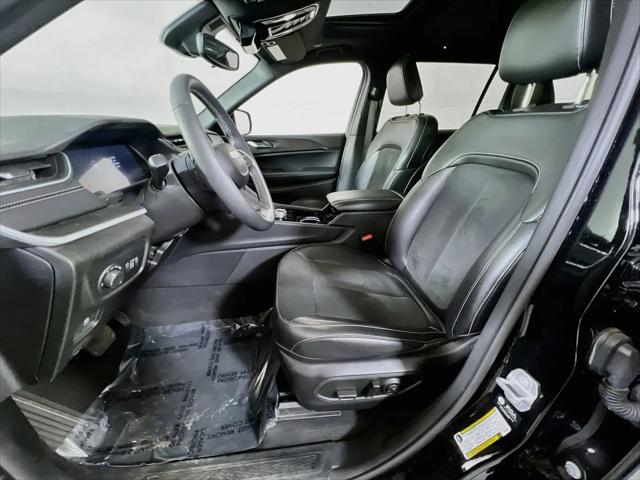 2023 Jeep Grand Cherokee L Altitude 4x4