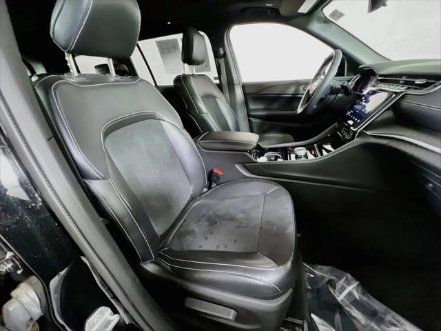 2023 Jeep Grand Cherokee L Altitude 4x4