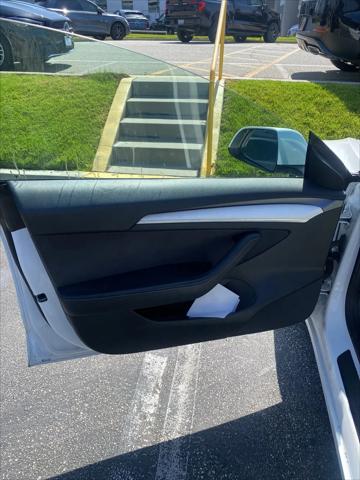 2022 Tesla Model 3 Long Range Dual Motor All-Wheel Drive
