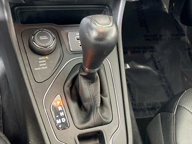 2022 Jeep Cherokee Latitude Lux 4x4