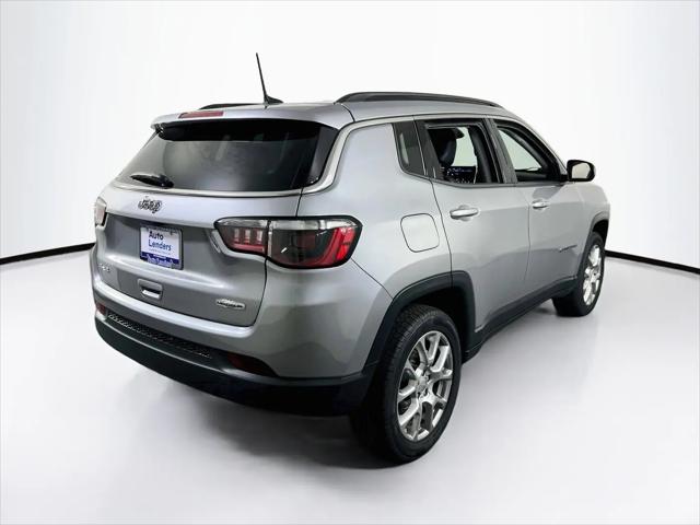 2022 Jeep Compass Latitude Lux 4x4