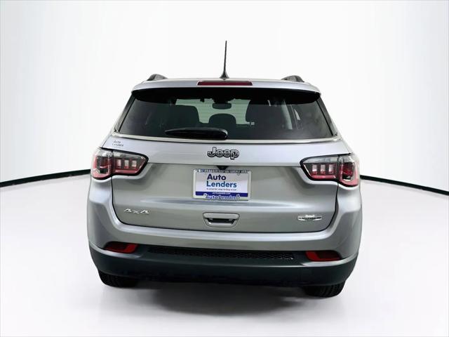 2022 Jeep Compass Latitude Lux 4x4