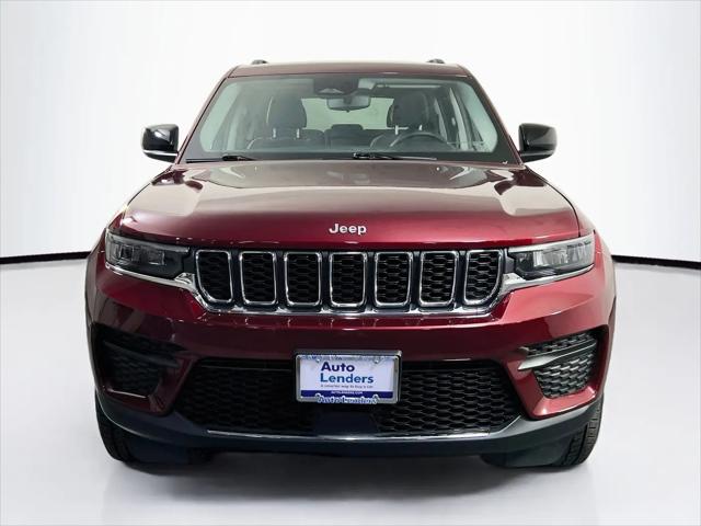 2023 Jeep Grand Cherokee Laredo 4x4