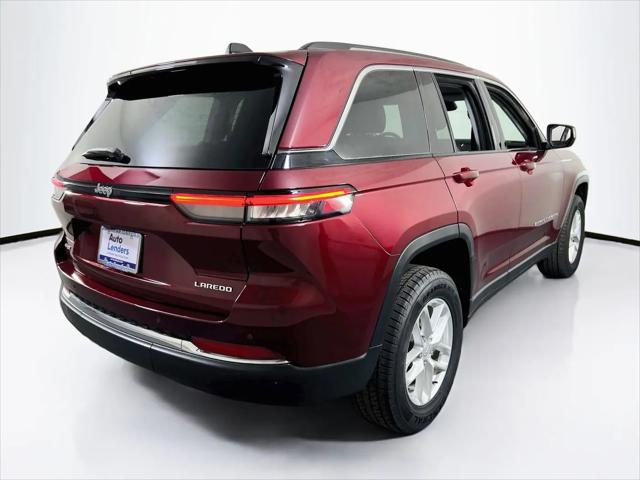 2023 Jeep Grand Cherokee Laredo 4x4