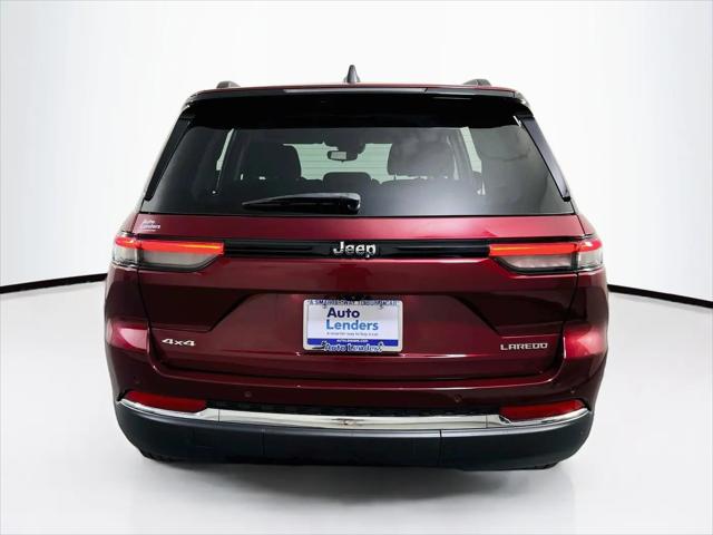 2023 Jeep Grand Cherokee Laredo 4x4