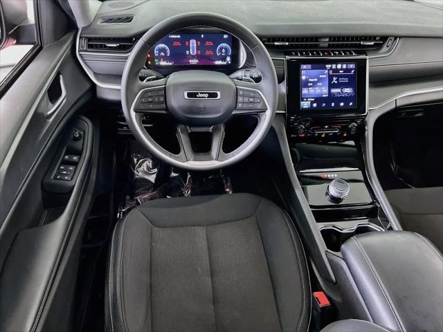 2023 Jeep Grand Cherokee Laredo 4x4
