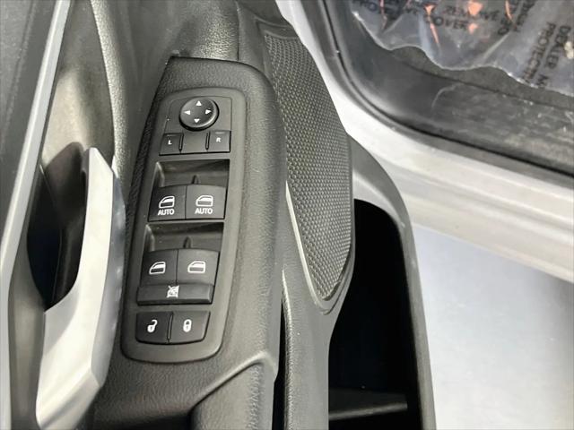2022 Ram 1500 Big Horn Crew Cab 4x4 5'7" Box
