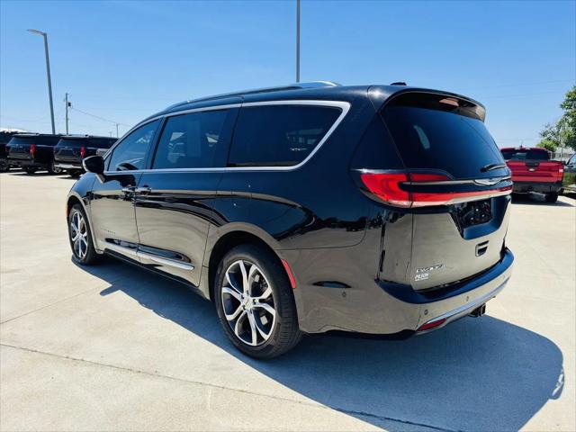 2024 Chrysler Pacifica Pinnacle AWD