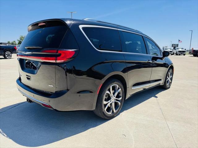 2024 Chrysler Pacifica Pinnacle AWD
