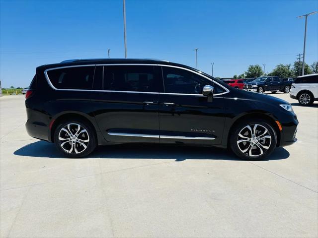 2024 Chrysler Pacifica Pinnacle AWD