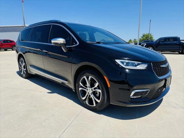 2024 Chrysler Pacifica Pinnacle AWD