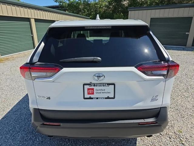 2023 Toyota RAV4 LE