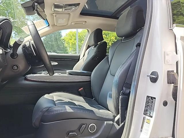 2025 Genesis GV70 2.5T AWD
