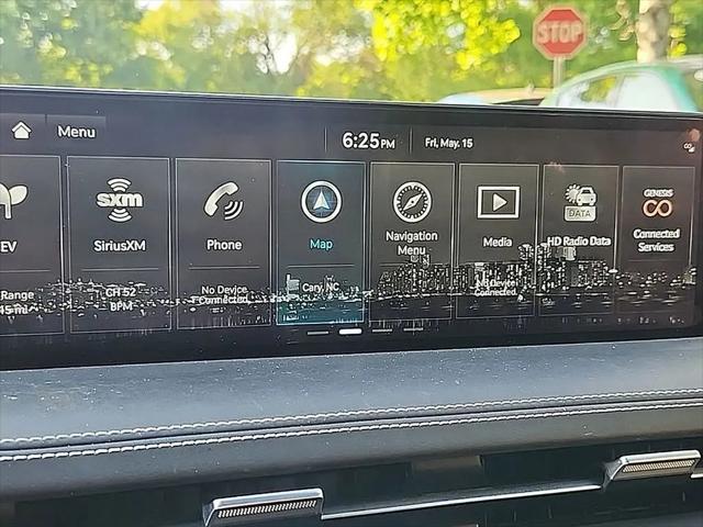 2023 Genesis GV70 Advanced AWD
