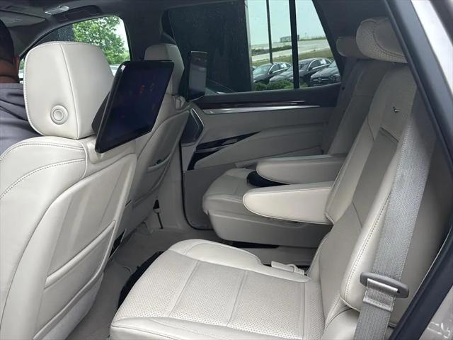 2025 Cadillac Escalade Sport Platinum