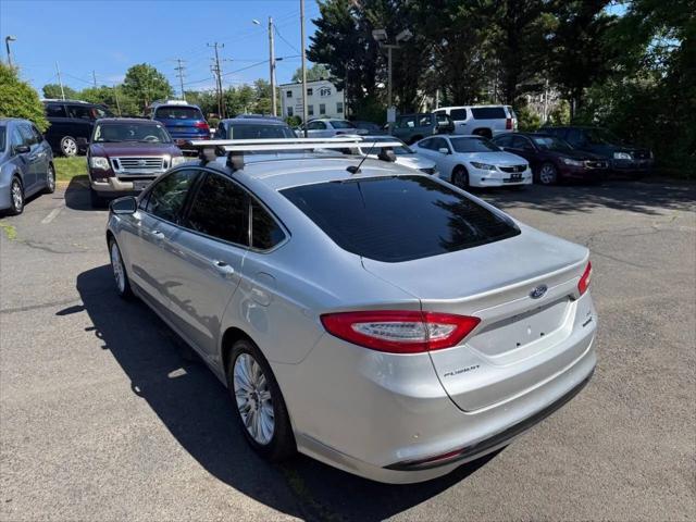 2013 Ford Fusion Hybrid SE