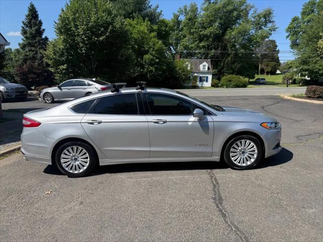 2013 Ford Fusion Hybrid SE