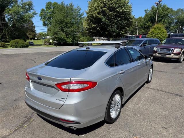 2013 Ford Fusion Hybrid SE