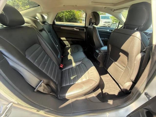 2013 Ford Fusion Hybrid SE