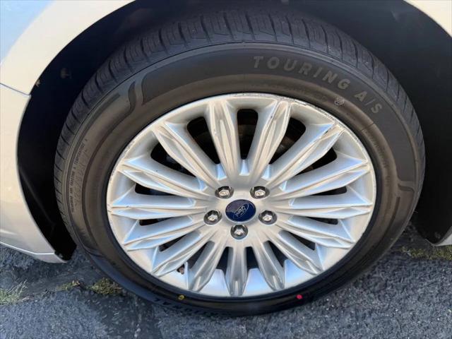 2013 Ford Fusion Hybrid SE