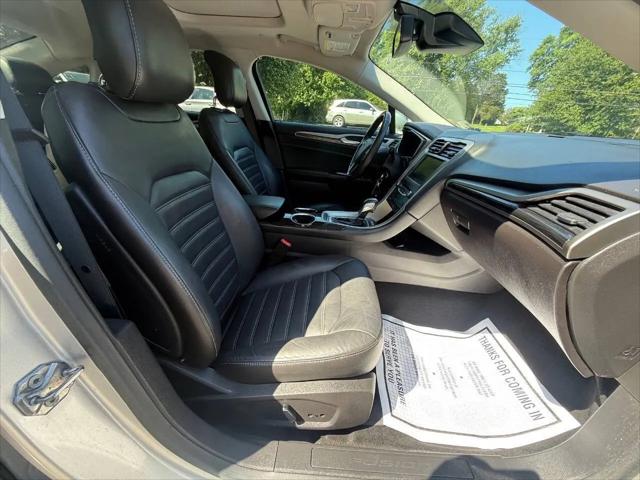 2013 Ford Fusion Hybrid SE