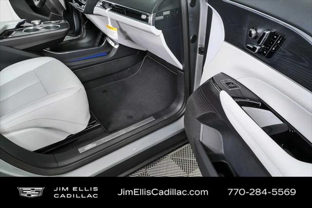 2026 Cadillac iQ Luxury AWD