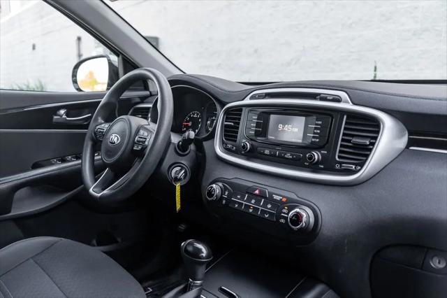 2017 Kia Sorento 2.4L LX