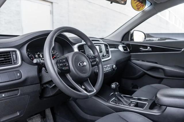 2017 Kia Sorento 2.4L LX