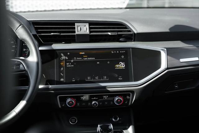 2025 Audi Q3 Premium 45 TFSI S line quattro Tiptronic