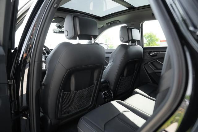 2025 Audi Q3 Premium 45 TFSI S line quattro Tiptronic