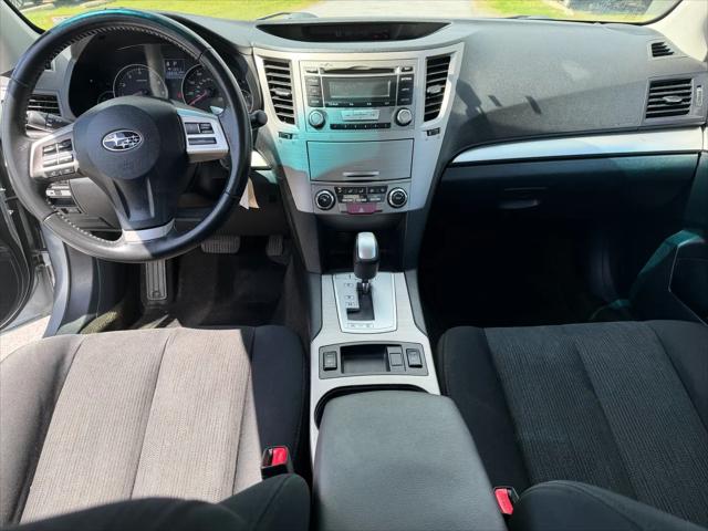 2013 Subaru Legacy 2.5i Premium