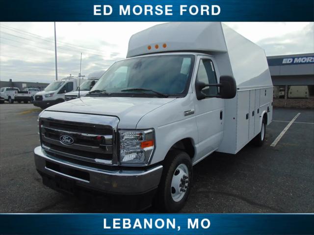 2027 Ford E-350 Cutaway E-350 for sale in Lebanon, MO