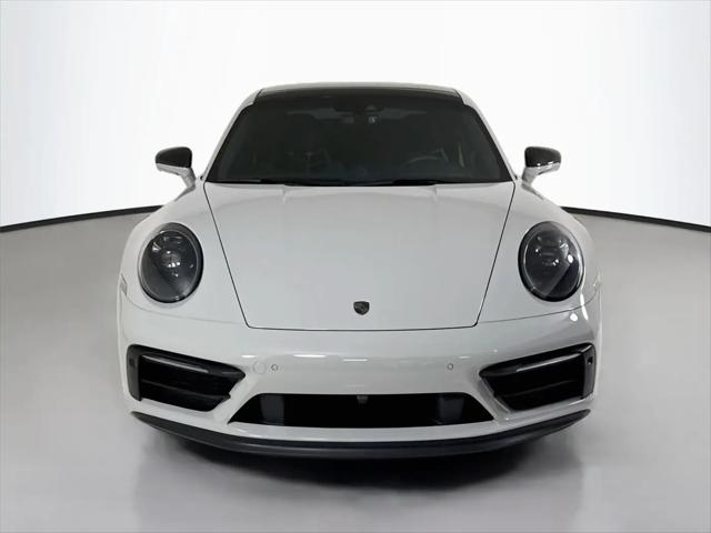 2024 Porsche 911 Carrera GTS