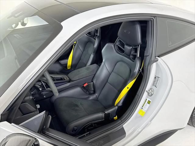 2024 Porsche 911 Carrera GTS