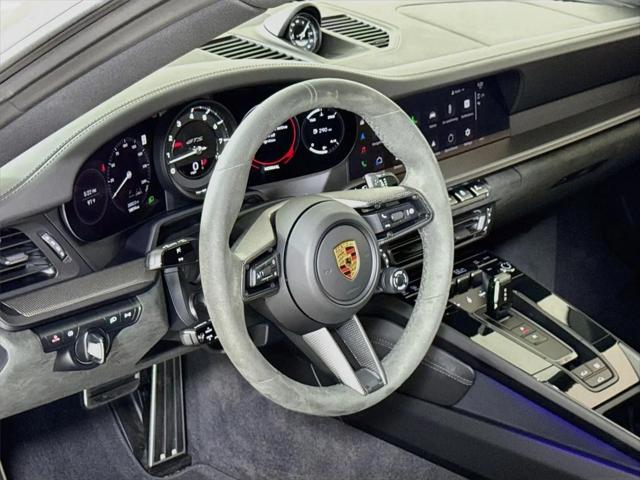 2024 Porsche 911 Carrera GTS