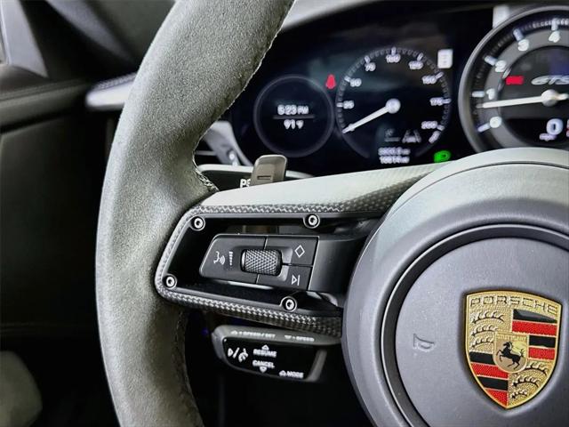 2024 Porsche 911 Carrera GTS