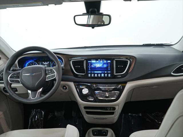 2017 Chrysler Pacifica Touring