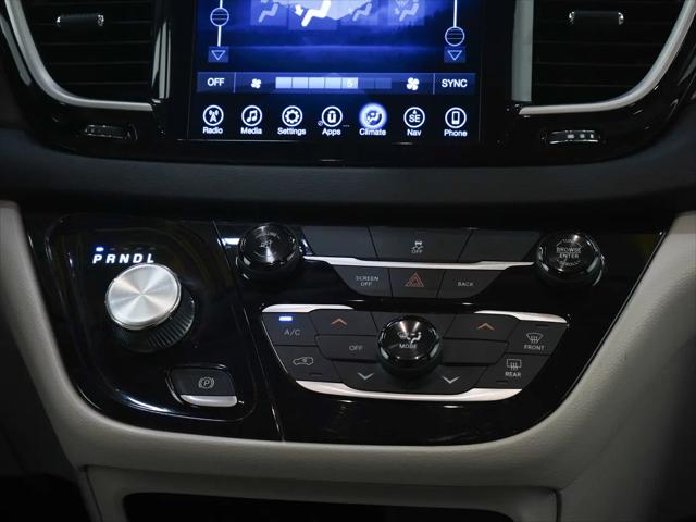2017 Chrysler Pacifica Touring