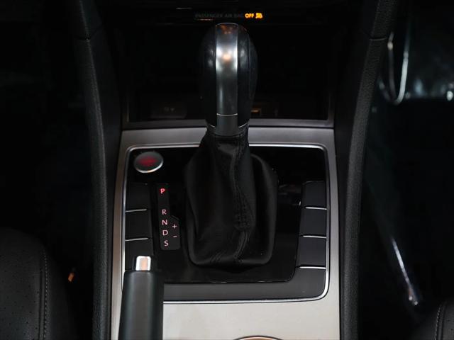 2020 Volkswagen Passat 2.0T SE
