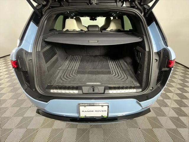 2025 Land Rover Range Rover Sport P635 SV Edition Two