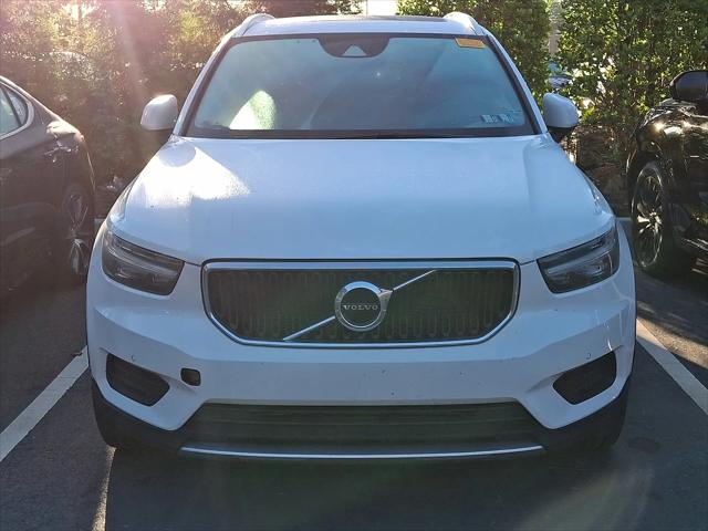2020 Volvo XC40 T5 Momentum