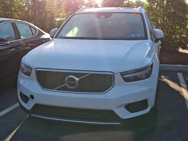 2020 Volvo XC40 T5 Momentum