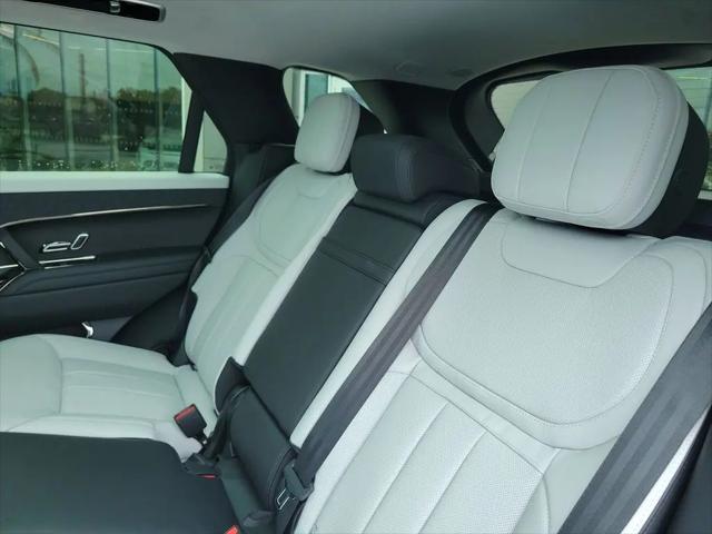 2026 Land Rover Range Rover Sport P400 Dynamic SE
