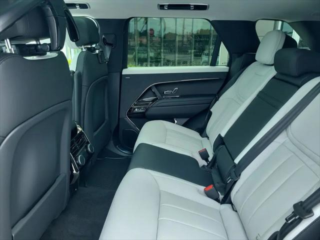 2026 Land Rover Range Rover Sport P400 Dynamic SE